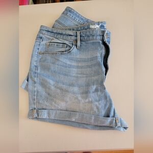 Massimo jean shorts size 18